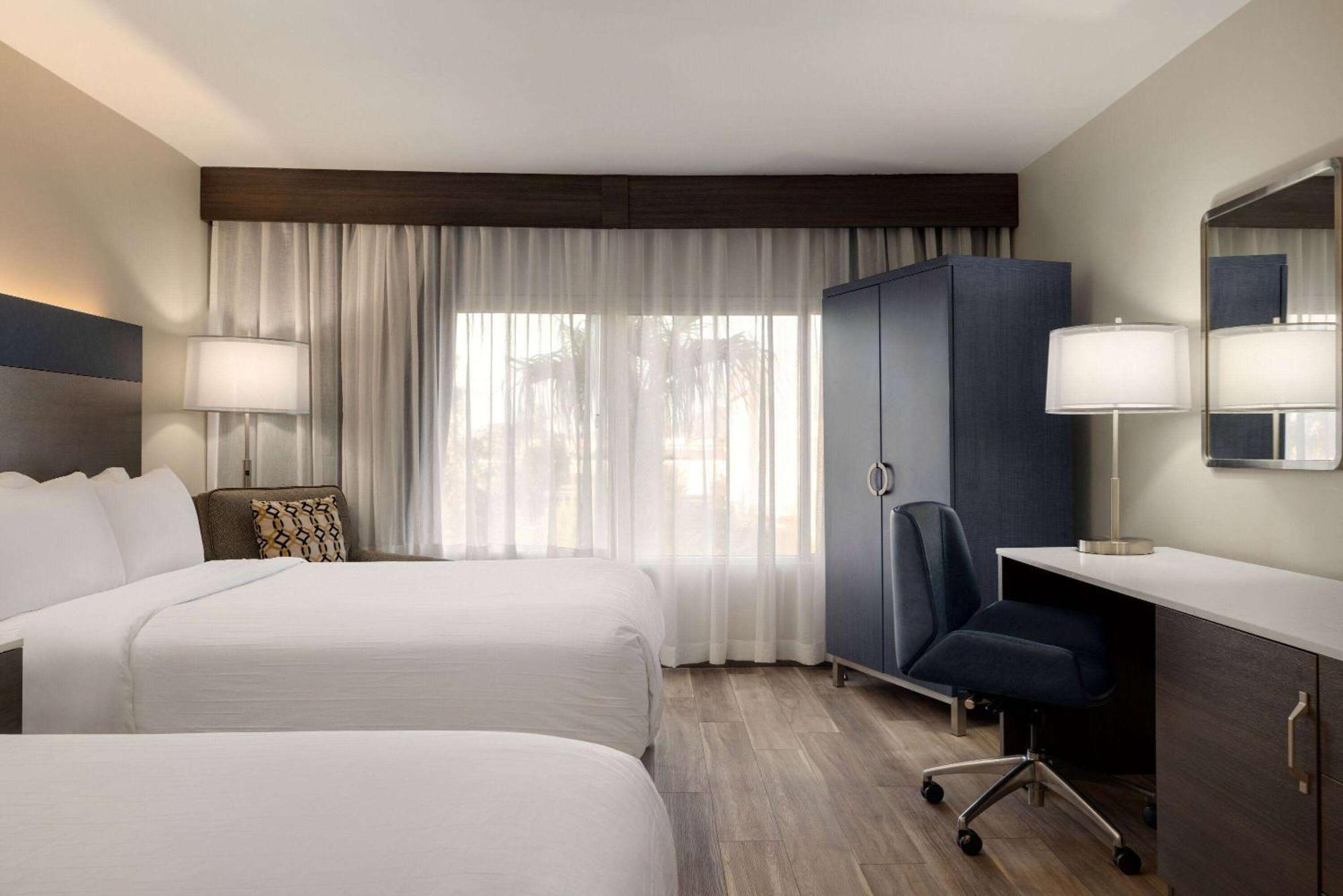 Wyndham Phoenix Airport - Tempe Extérieur photo
