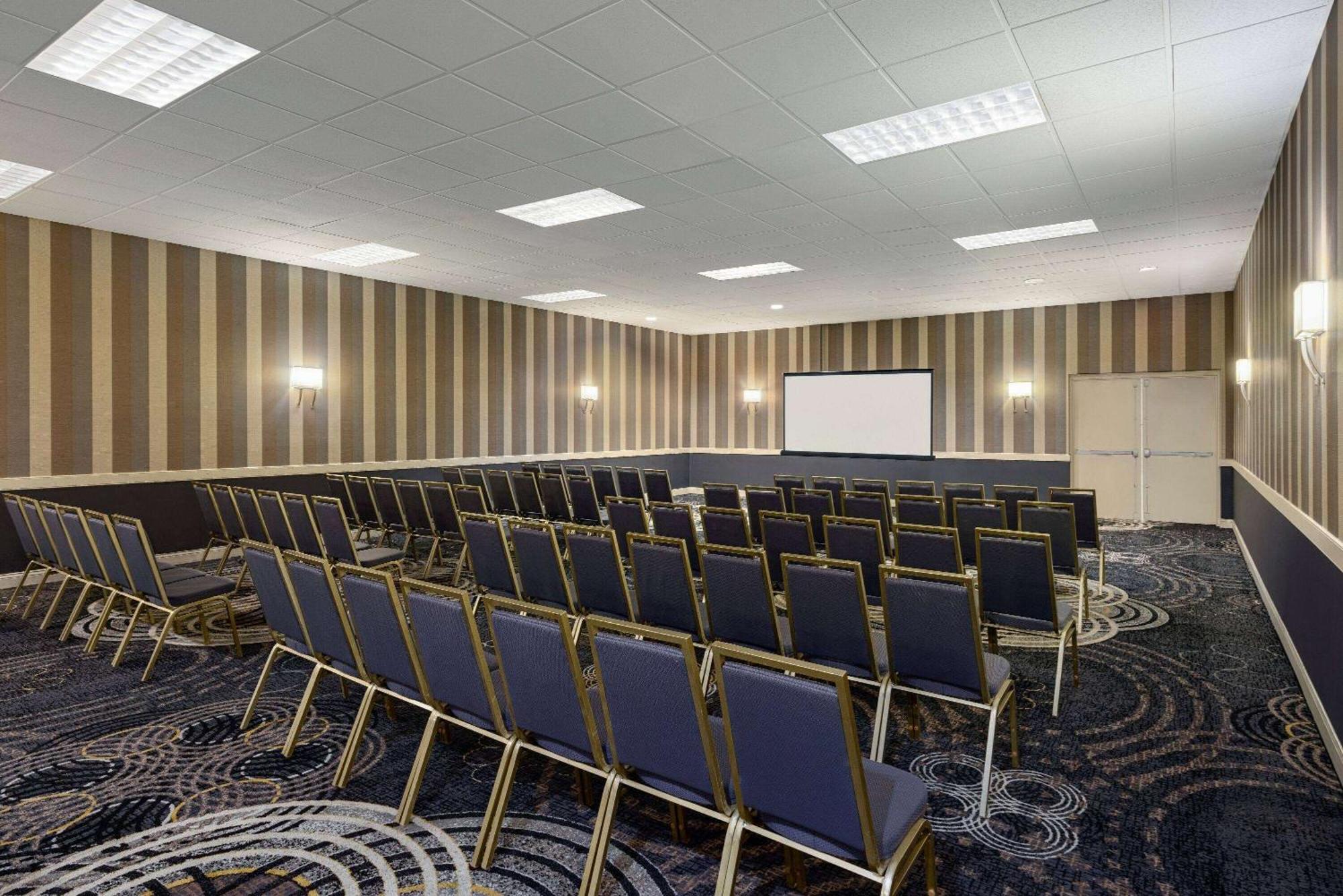 Wyndham Phoenix Airport - Tempe Extérieur photo