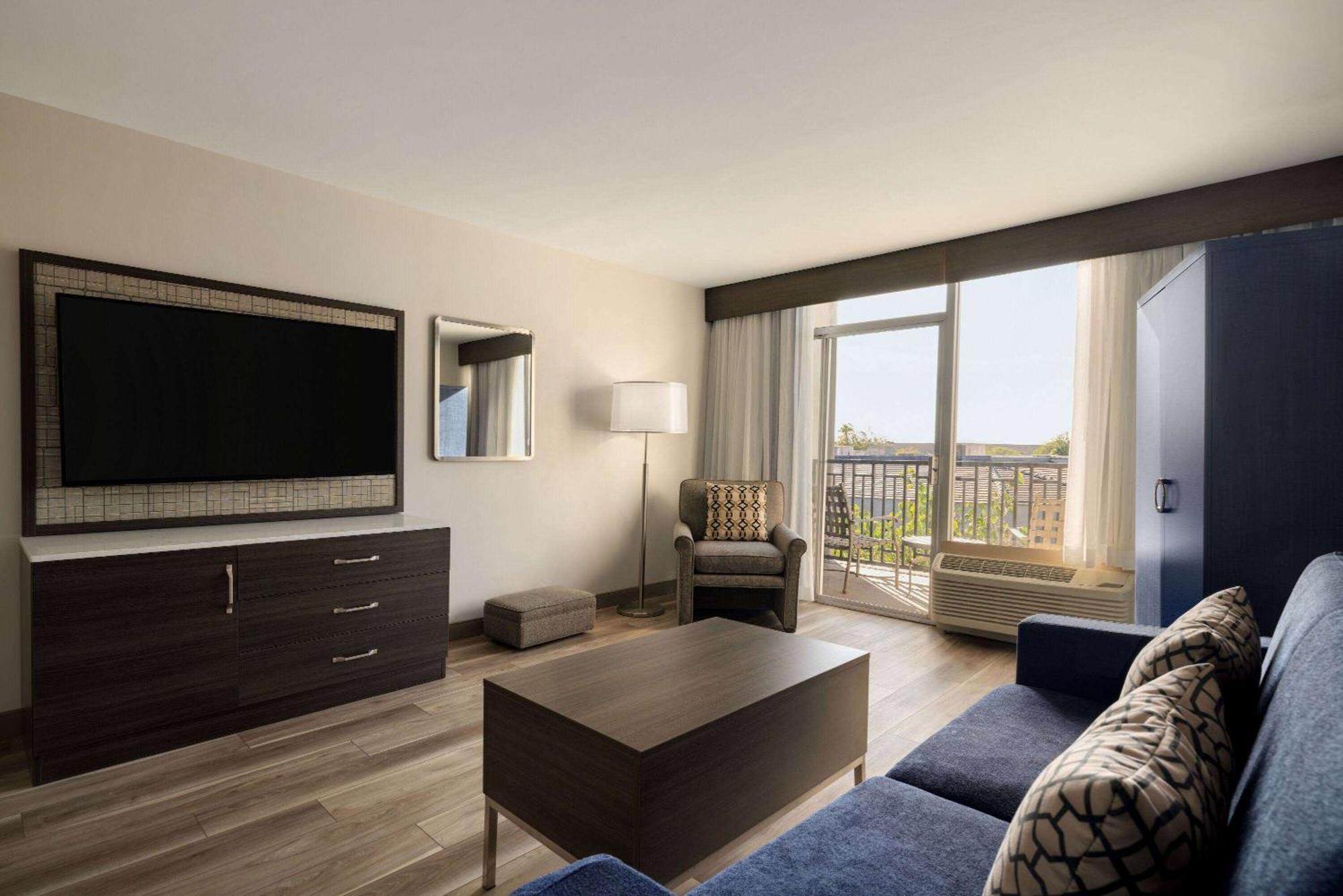 Wyndham Phoenix Airport - Tempe Extérieur photo